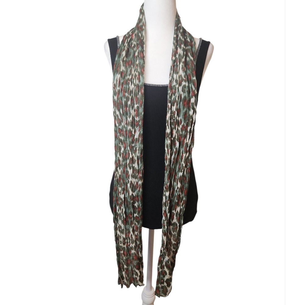 Leopard Print Women's Red/Green Scalloped Hem Crinkle Texture Scarf